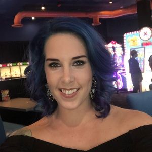 Meet your Posher, Janelle